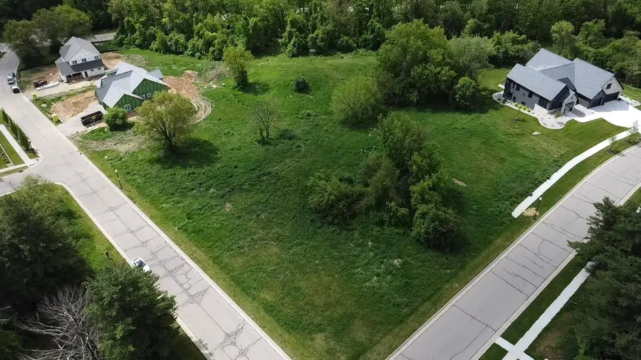 2810 Arbor Ridge Way, Janesville, WI 53548 - #3