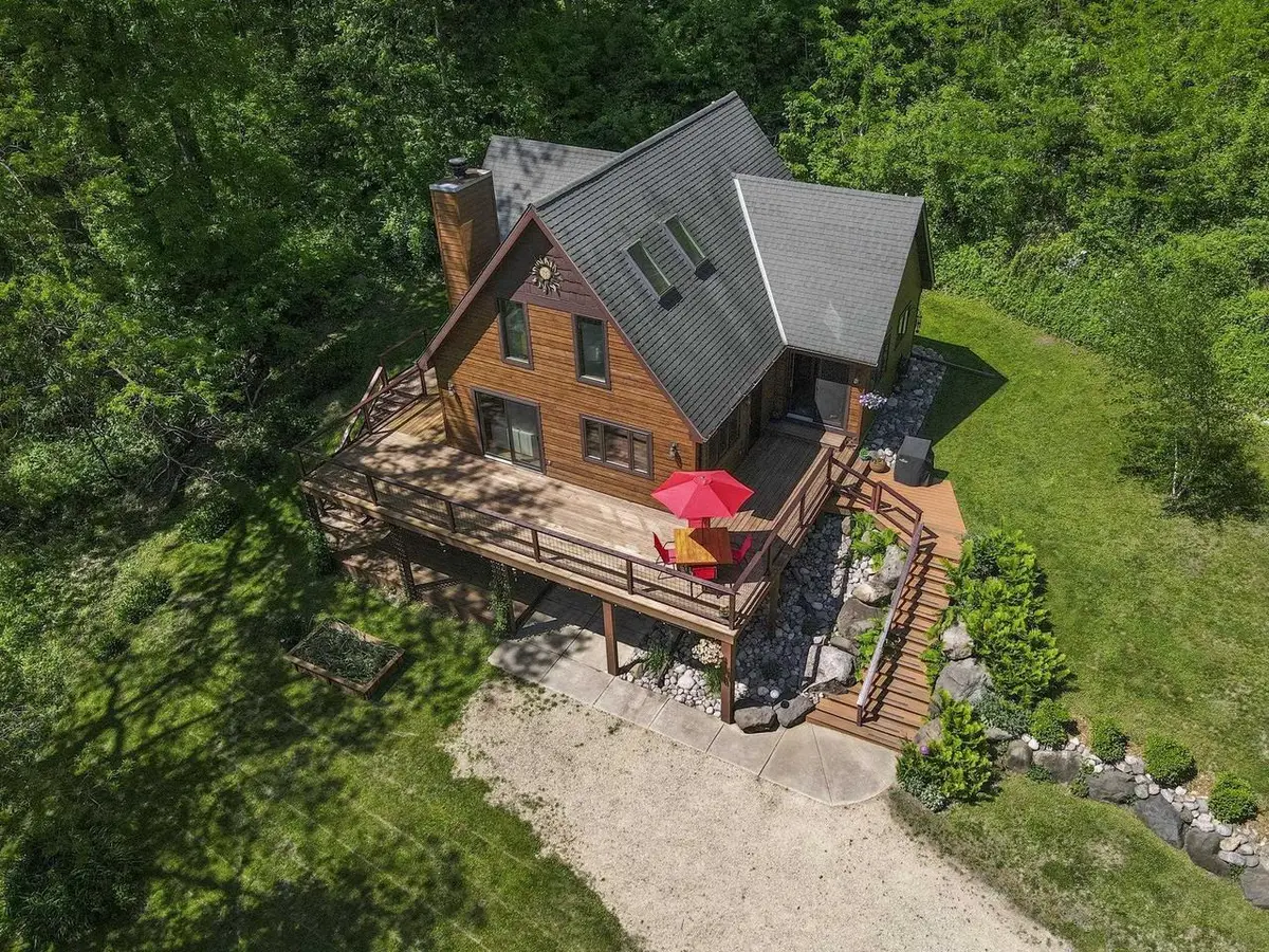 6336 Old Settlers Road, Mazomanie, WI 53560 - #1