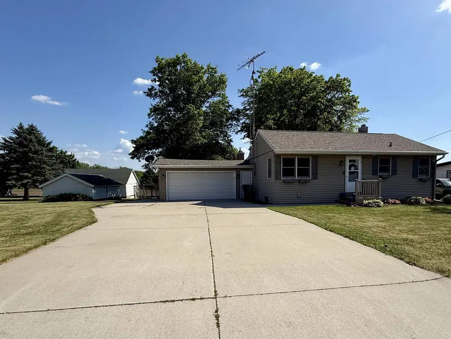 374 Janesville Street, Janesville, WI 53548 - #3