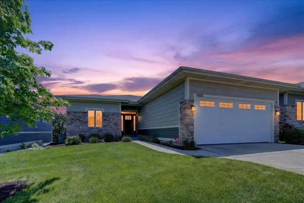 9025 Royal Oaks Circle, Verona, WI 53593