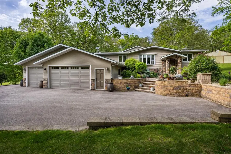 N5040 Ludwig Road, Rio, WI 53960 - #2