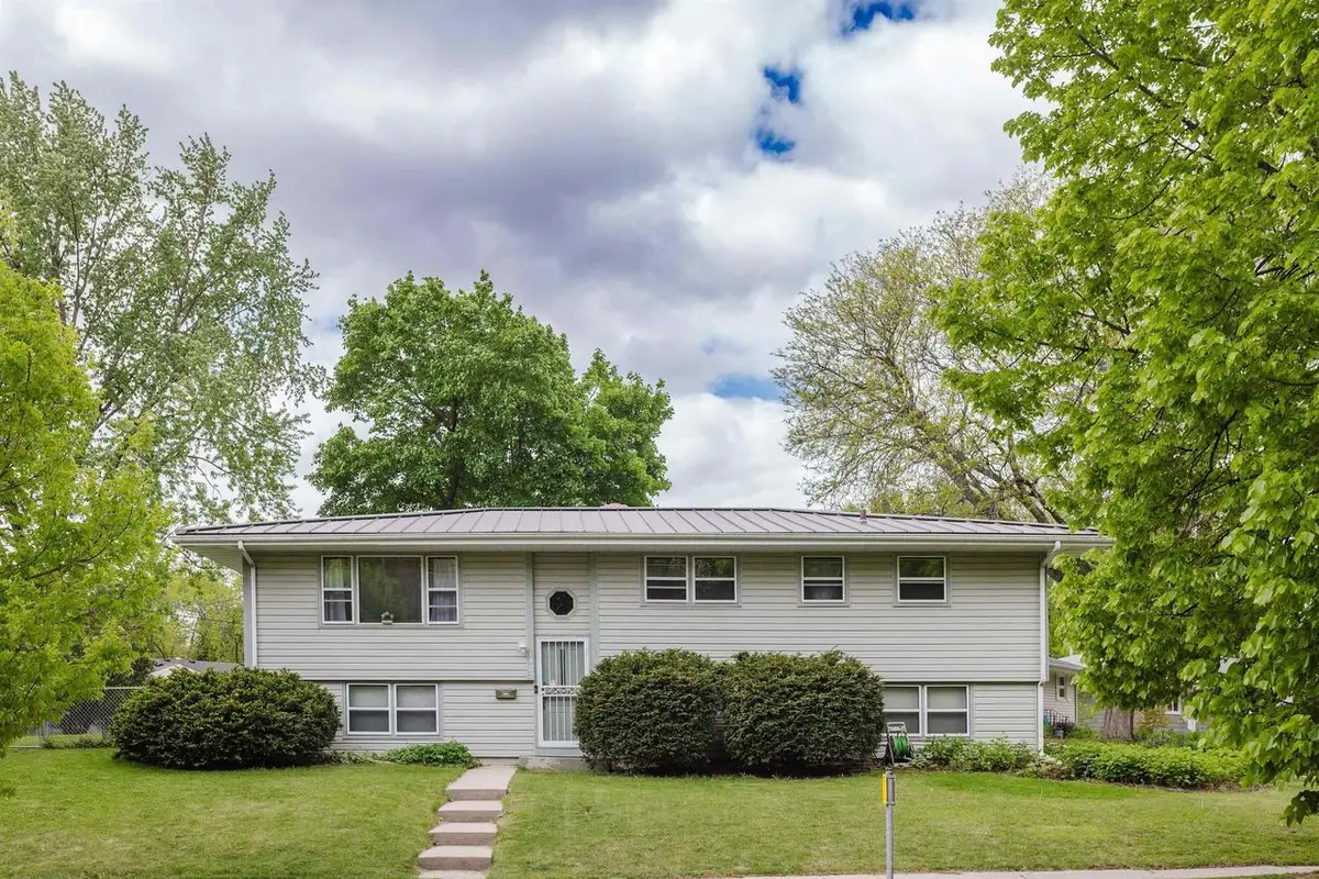 1422 Ellen Avenue, Madison, WI 53716 - #1