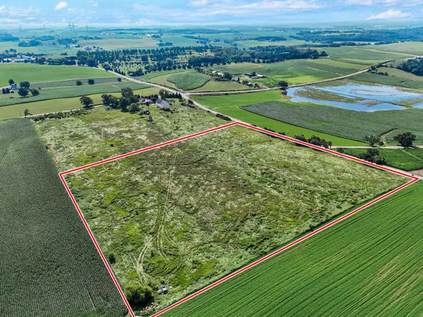 5871 Whippoorwill Road, Cross Plains, WI 53528
