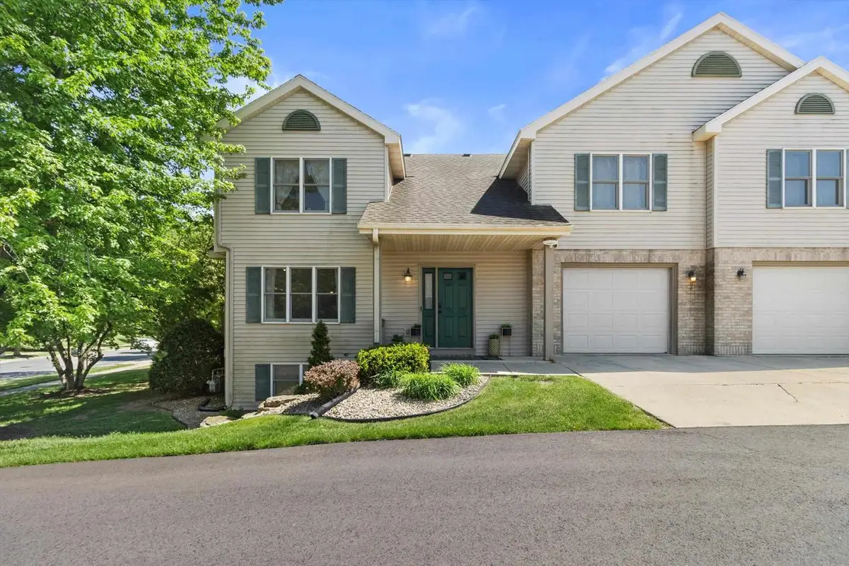 3236 Stonecreek Drive, Madison, WI 53719 - #1