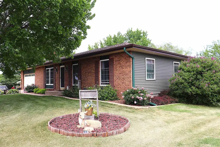 144 24th Avenue, Monroe, WI 53566 - #2