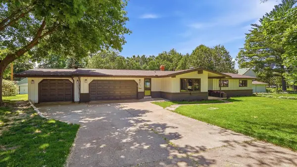 355 Elmer Street, Platteville, WI 53818