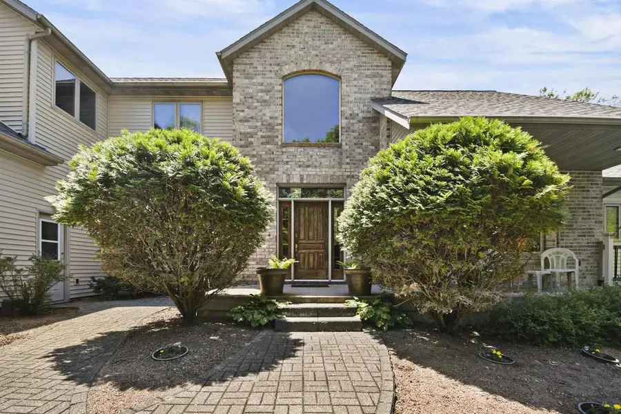 S4349 Fox Hill Circle, Baraboo, WI 53913 - #3