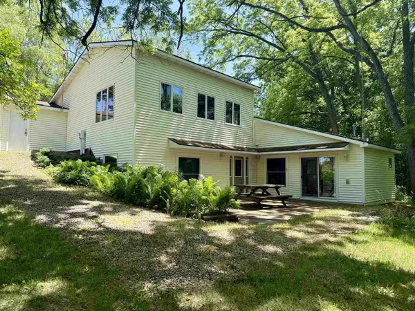 24975 Sunset Ridge Lane, Eastman, WI 54626