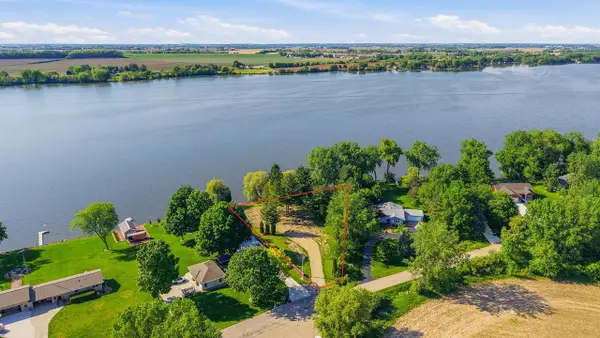 W10904 Glen Drive, Beaver Dam, WI 53916