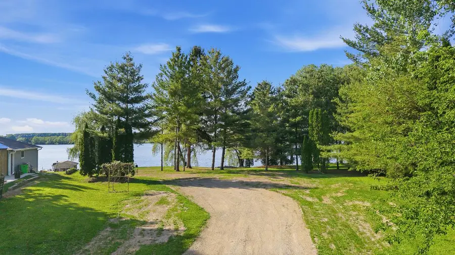 W10904 Glen Drive, Beaver Dam, WI 53916 - #2