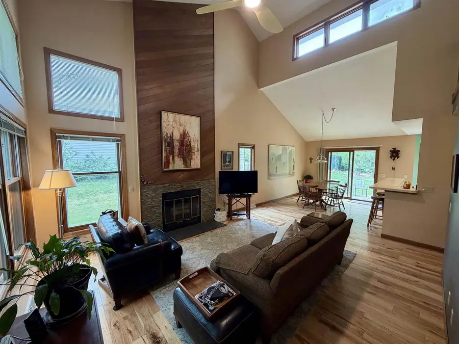 2809 Maple View Drive, Madison, WI 53719 - #3