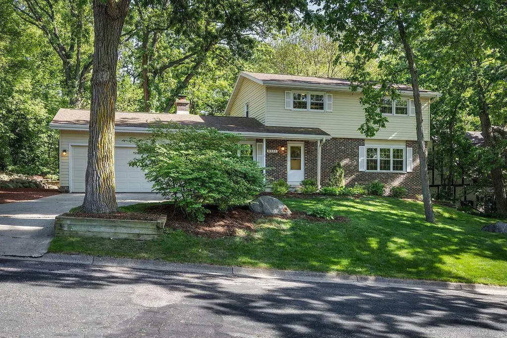 927 Camp Fire Drive, Sun Prairie, WI 53590 - #1