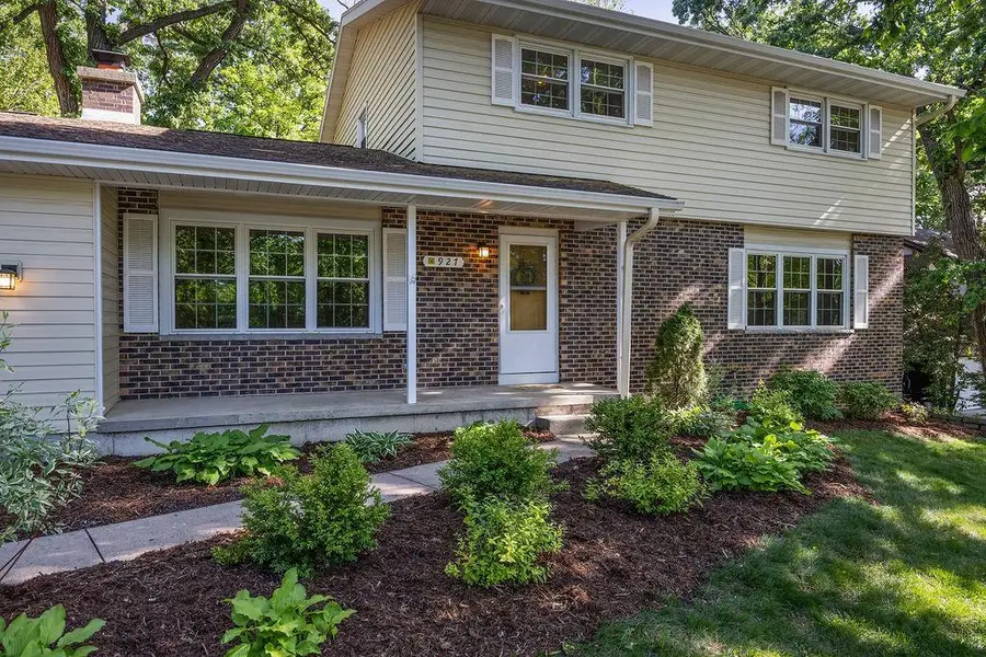 927 Camp Fire Drive, Sun Prairie, WI 53590 - #2