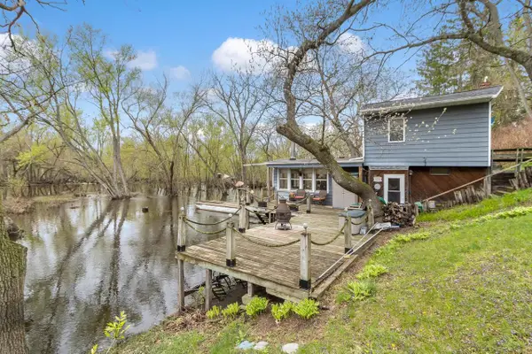 N4607 Oak Knoll Road, Poynette, WI 53955