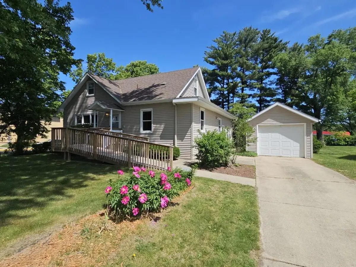 7240 Maywood Avenue, Middleton, WI 53562 - #1
