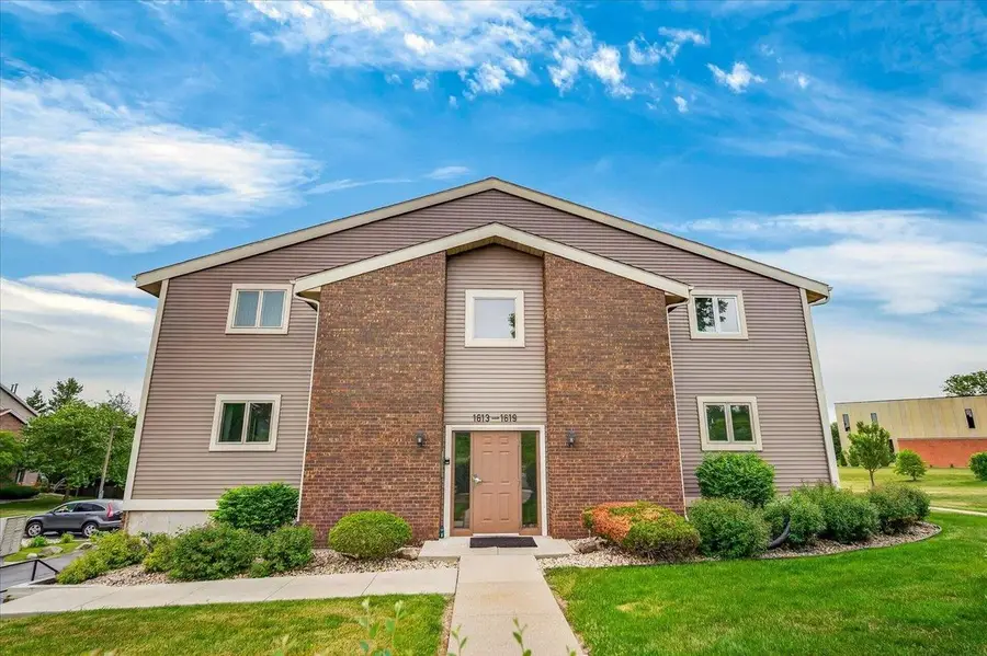1617 Mckenna Boulevard #1617, Madison, WI 53711 - #3