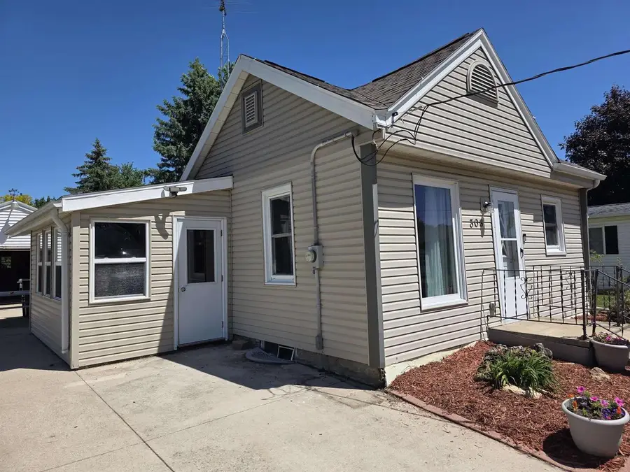 308 Taylor Street, Waupun, WI 53963 - #3