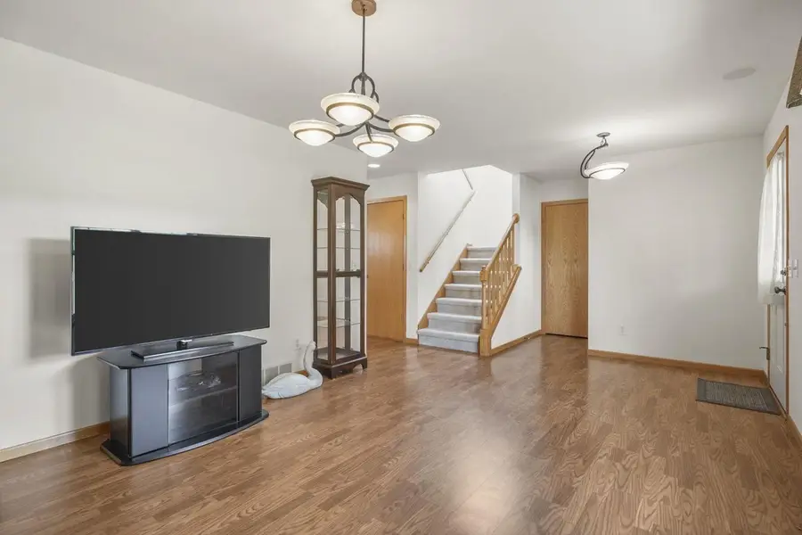 1565 Okeeffe Avenue, Sun Prairie, WI 53590 - #3