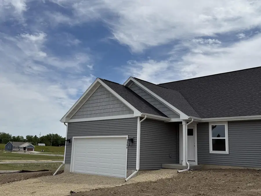 309 Orchid Avenue, Stoughton, WI 53589 - #2