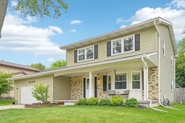 5838 Roanoke Drive, Fitchburg, WI 53719
