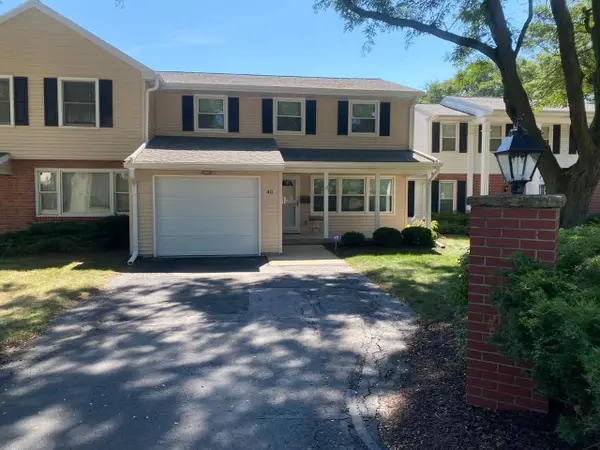 40 Whitcomb Circle #15-D, Madison, WI 53711