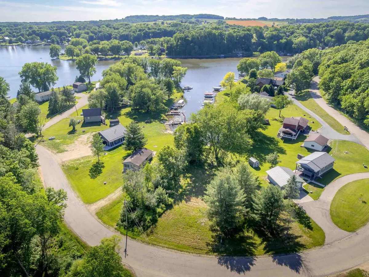 L21 Tanager E Redstone Drive, La Valle, WI 53941 - #1