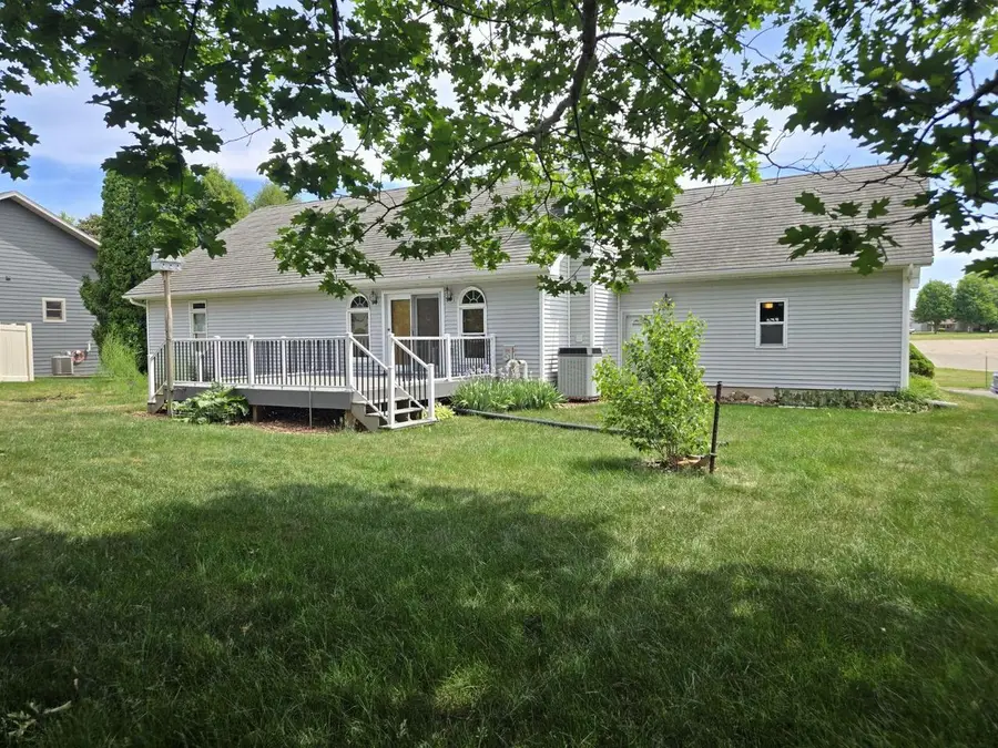 2505 14th Avenue, Monroe, WI 53566 - #2