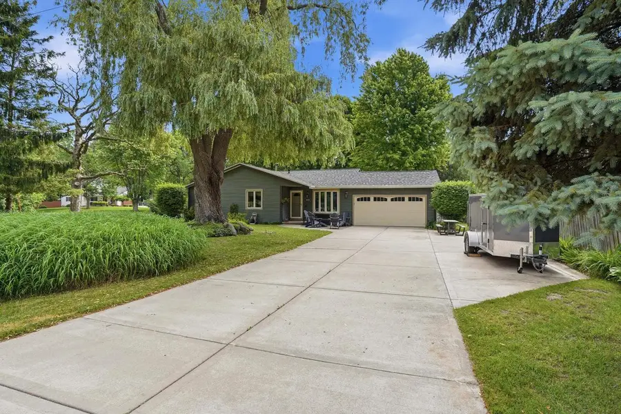4692 Gaston Circle, Cottage Grove, WI 53527 - #3