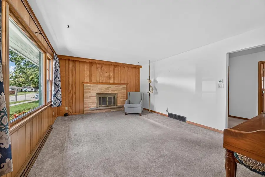 1207 23rd Street, Monroe, WI 53566 - #2