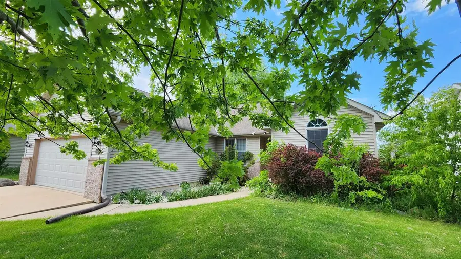9500 Grayce Drive, Sturtevant, WI 53177 - #2