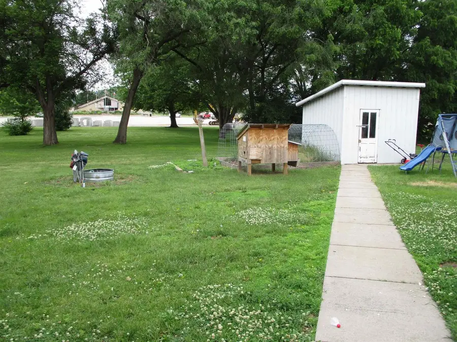 215 S Prairie Street, Prairie Du Chien, WI 53821 - #2