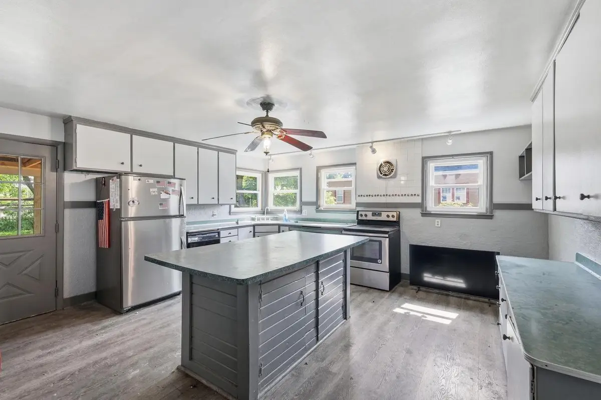 814 Cole Street, Watertown, WI 53094 - #1