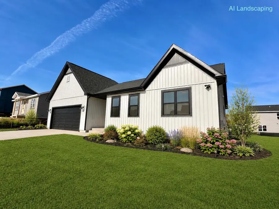 142 S 8th Street, Evansville, WI 53536 - #2