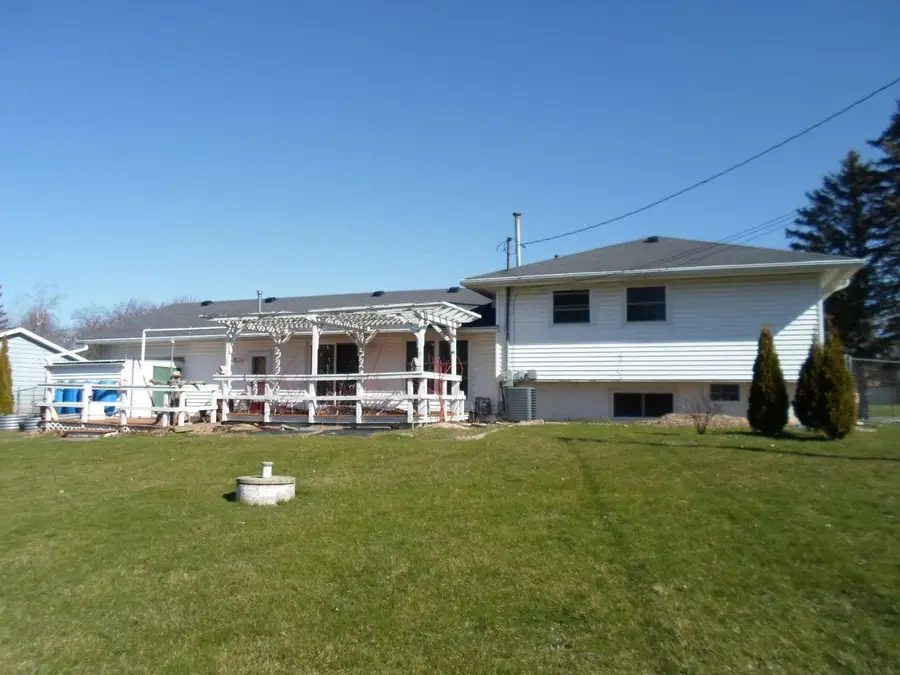 W8889 Gossfeld Lane, Beaver Dam, WI 53916 - #3