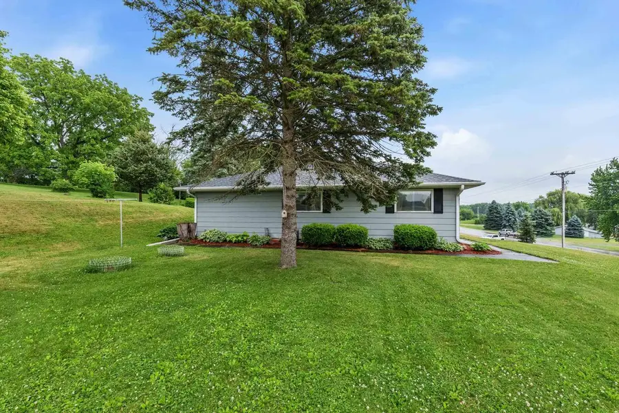 N8236 WI 33 Road, Beaver Dam, WI 53916 - #3