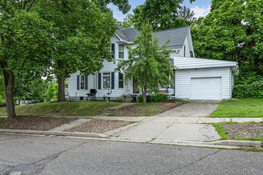 133 10th Street, Baraboo, WI 53913 - #3