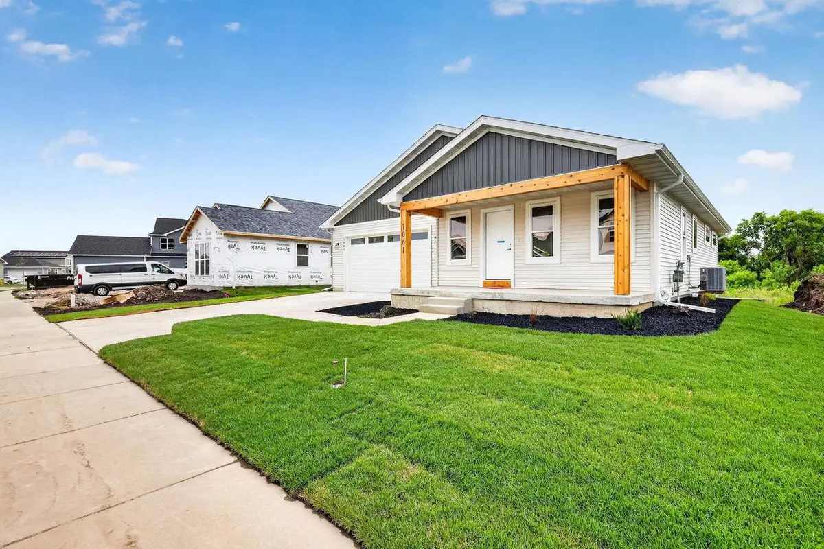 1061 Kamperschroer Way, Sun Prairie, WI 53590 - #1