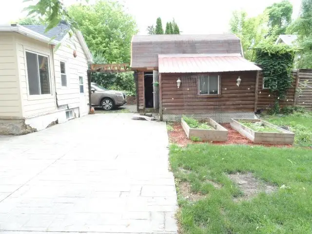 318 N 3rd St, Fort Atkinson, WI 53538 - #3