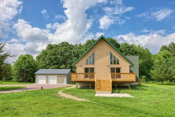 N8502 Schultz Road, Portage, WI 53901