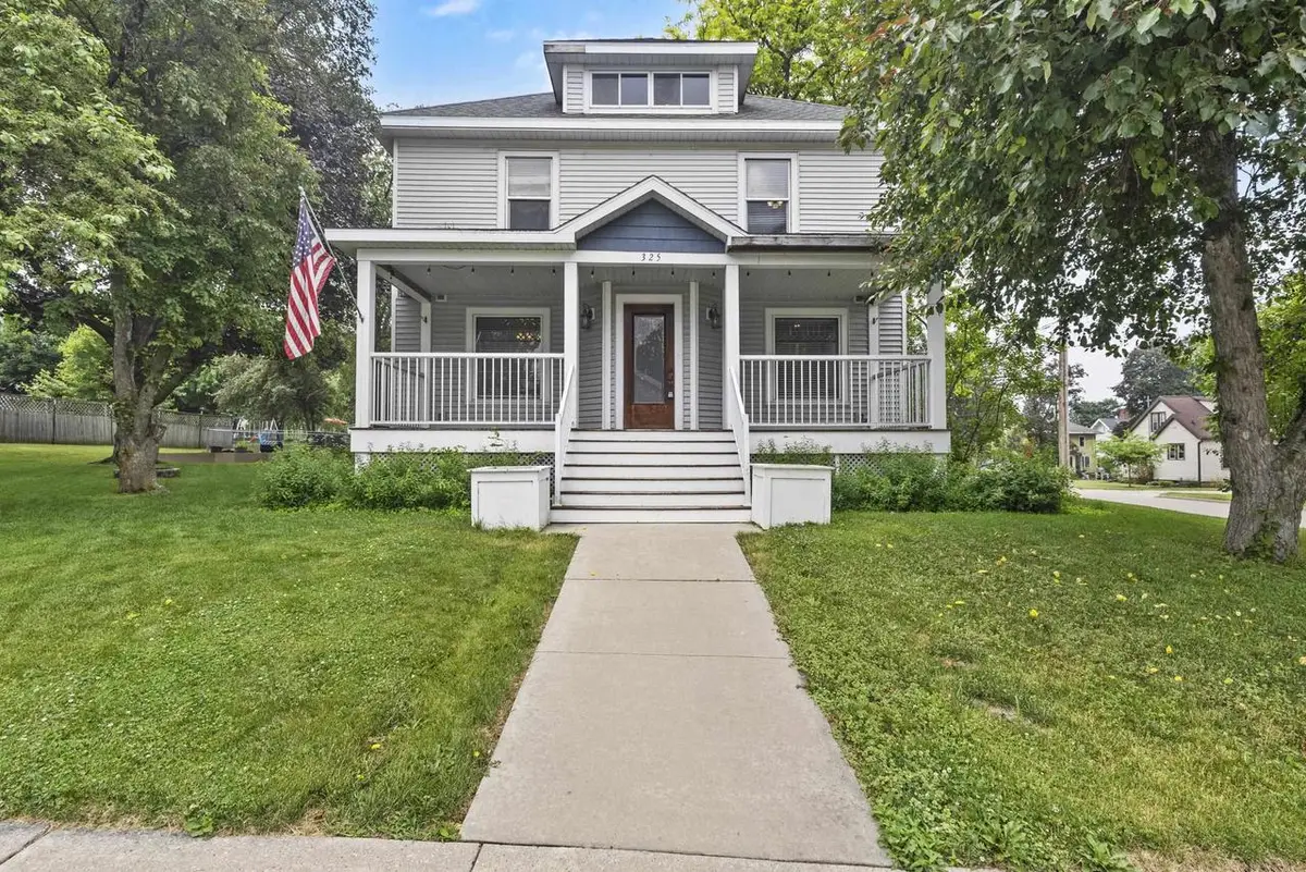 325 S Bridge Street, Markesan, WI 53946 - #1