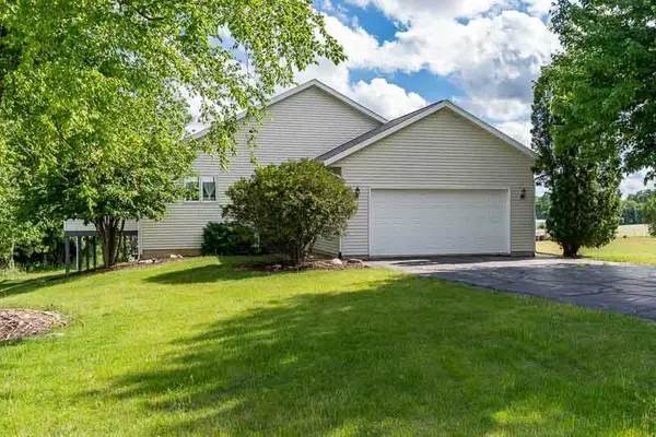 186 LAKE SUMMERSET Road, Davis, IL 61019