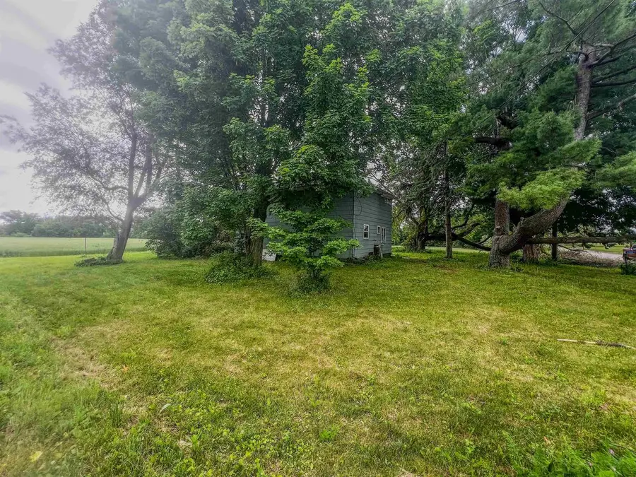 S7321 New Haven Road, North Freedom, WI 53951 - #2