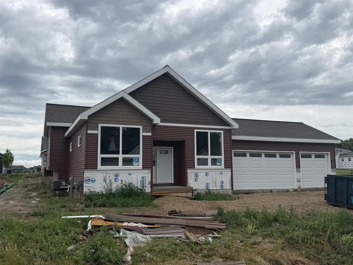 4044 Whistle Rock Circle, Deforest, WI 53532 - #1