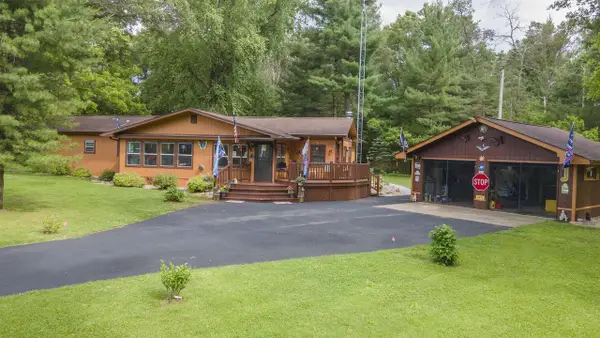 1879 Lakeview Drive, Friendship, WI 53934