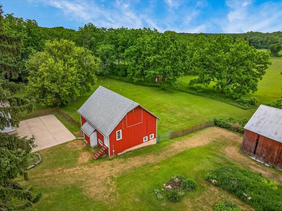 854 Highway 51, Stoughton, WI 53589 - #2