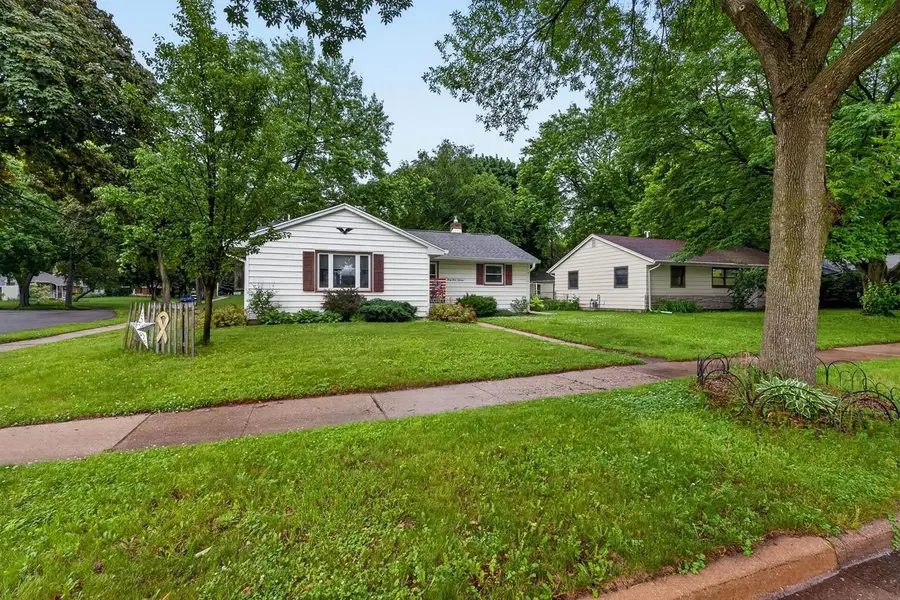 4313 School Road, Madison, WI 53704 - #2