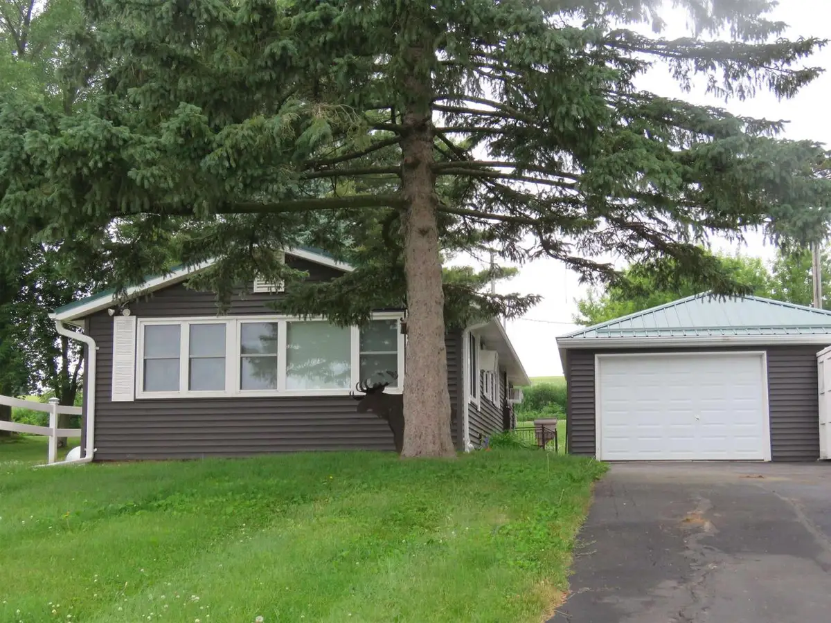 N9380 Idle Drive, Randolph, WI 53956 - #1
