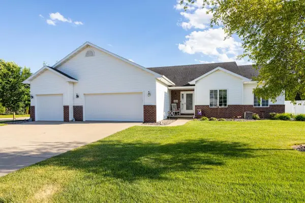 1304 Whitetail Drive, Neenah, WI 54956