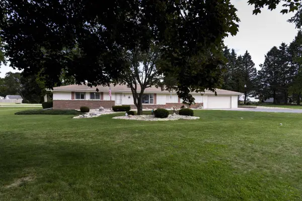 4168 N Lunar Drive, Janesville, WI 53546