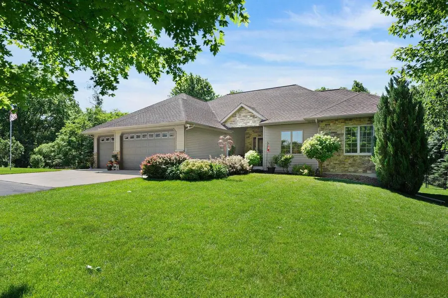 W1199 Proverbs Pass, Albany, WI 53502 - #2